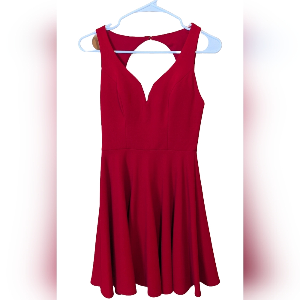 Elegant Red Sleeveless Dress
